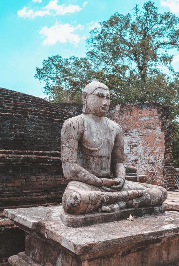 Lakmal Homestay ,10 Minutes To Sigiriya Rock ภายนอก รูปภาพ
